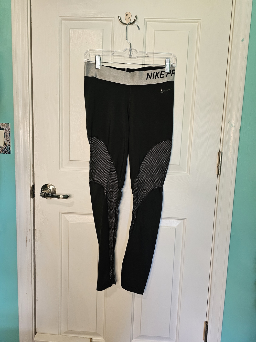 Nike Dri-Fit Black Athletic Leggings w/ Metallic Mesh Panel Women's Size L